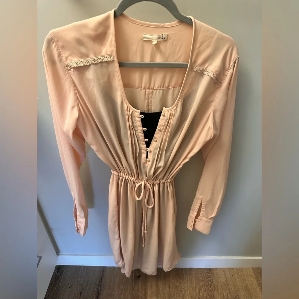 SITKA DRESS - Picture 1 of 5